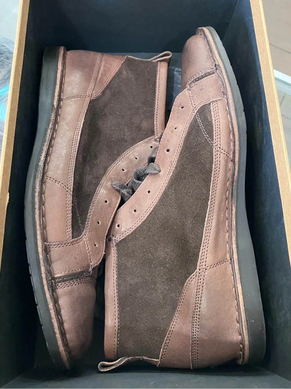 John Varvatos Chukka Lace Up Leather Suede Dark Brown Size 9.5